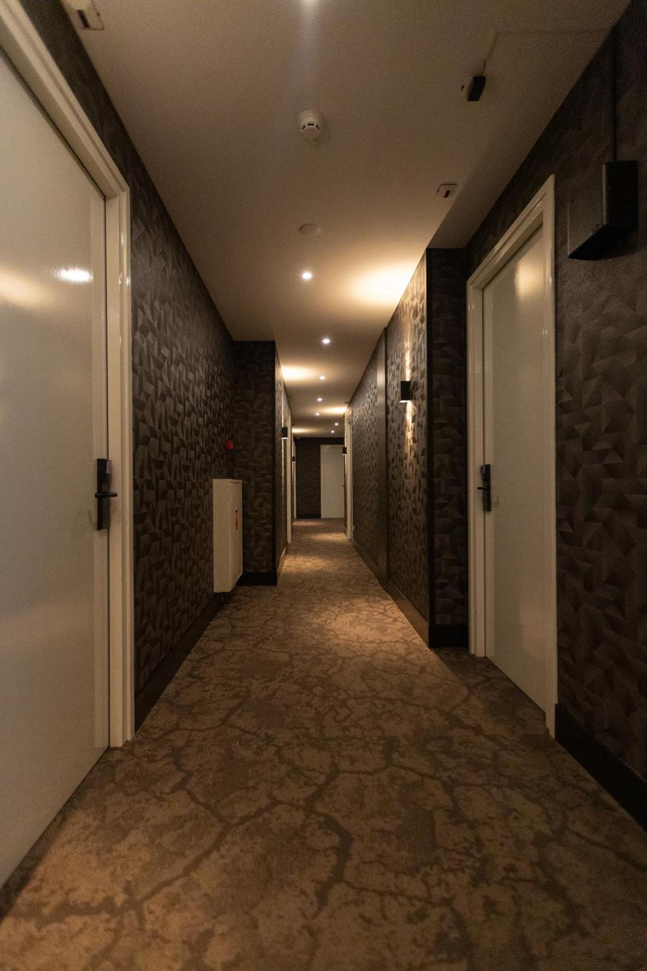 Hotel Twenty-Three Amsterdam Airport هوفدوربْ المظهر الخارجي الصورة