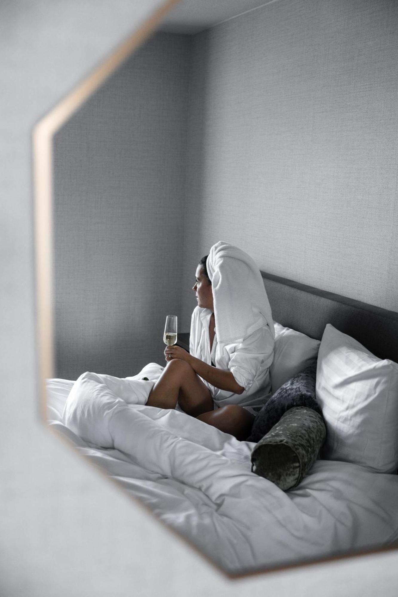 Hotel Twenty-Three Amsterdam Airport هوفدوربْ المظهر الخارجي الصورة
